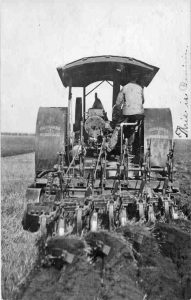 Fairbanks-Morse’s Fair-Mor Tractor Image